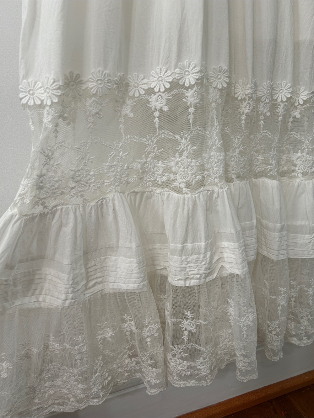 White Lace Bohemian Maxi Dress Tiered Smocked Empire Waist Embroidered Bridal - Picture 4 of 16